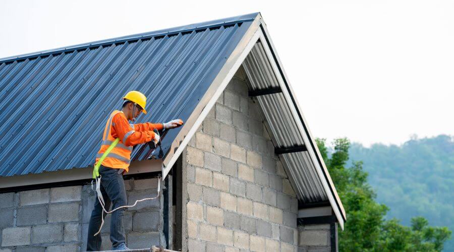 Professional residential roofers in Whitefield, NH